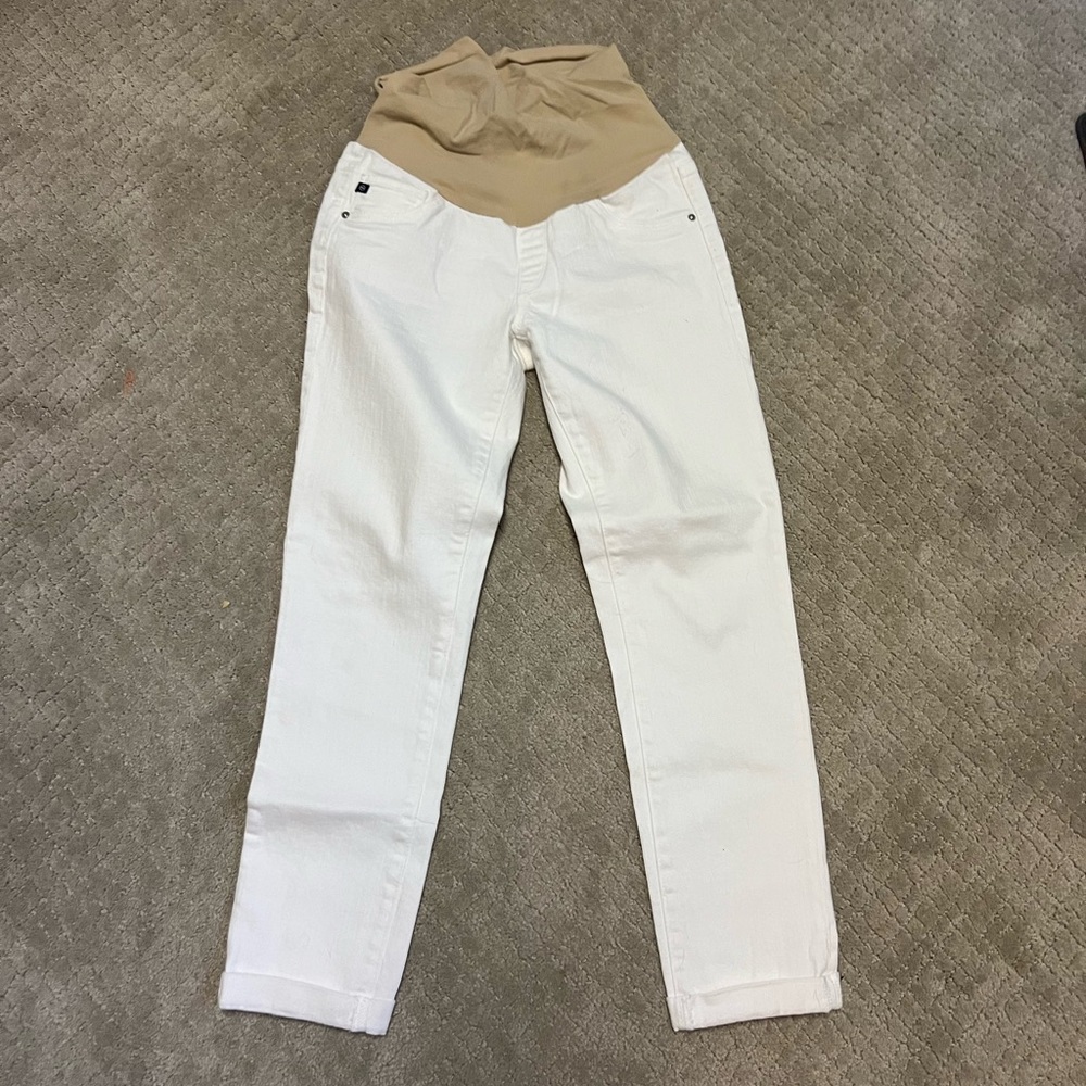 AG maternity jeans in white. Perfect condition.